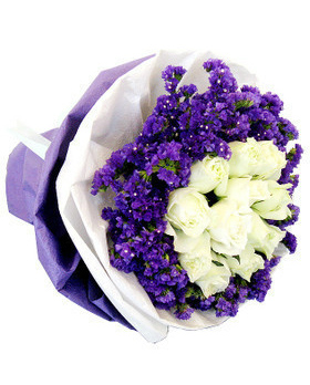 11 White Roses